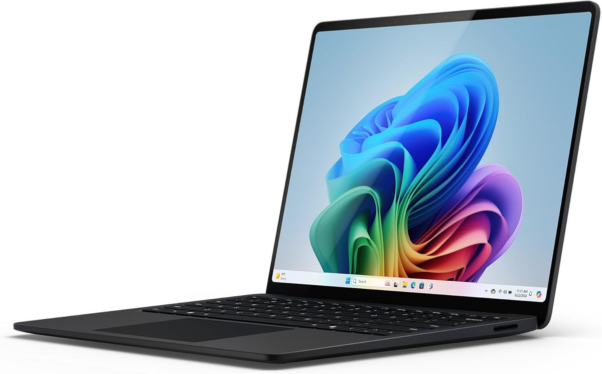 Microsoft Surface Laptop Copilot PC - 15 Zoll Touchscreen - Snapdragon X Elite 12 Kerne 16 GB RAM - 512 GB SSD Windows 11 Home Schwarz