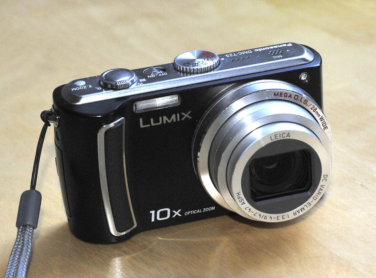 Panasonic DMC TZ5 K Digitalkamera 9 MP - 10 fach optischer Zoom mit Bildstabilisator - 3 Zoll Display CCD Sensor - Tiefschwarz