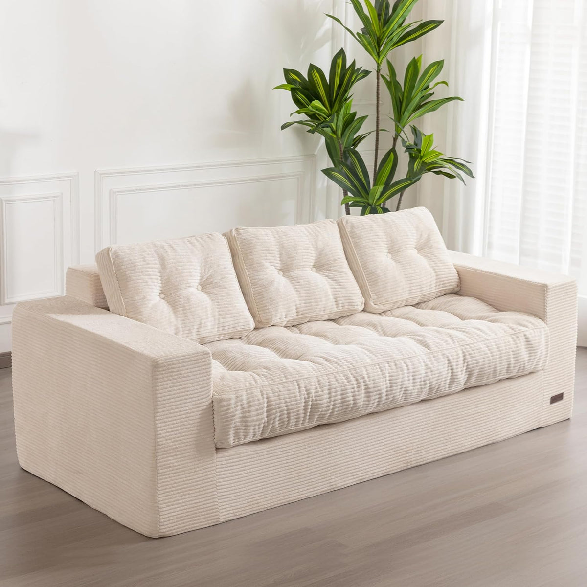 MAXYOYO Cord Sofa 3 Sitzer Bodensofa - Gepolsterte Couch mit Armlehnen und gesteppten Kissen - Montagefreies Kuschelsofa - Creme